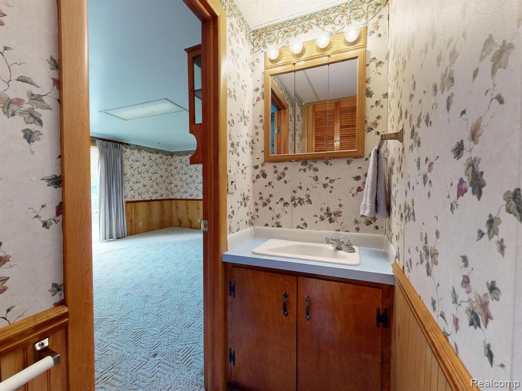 6444 Lucas Road Flint, MI 48506 - Photo 20 of 49