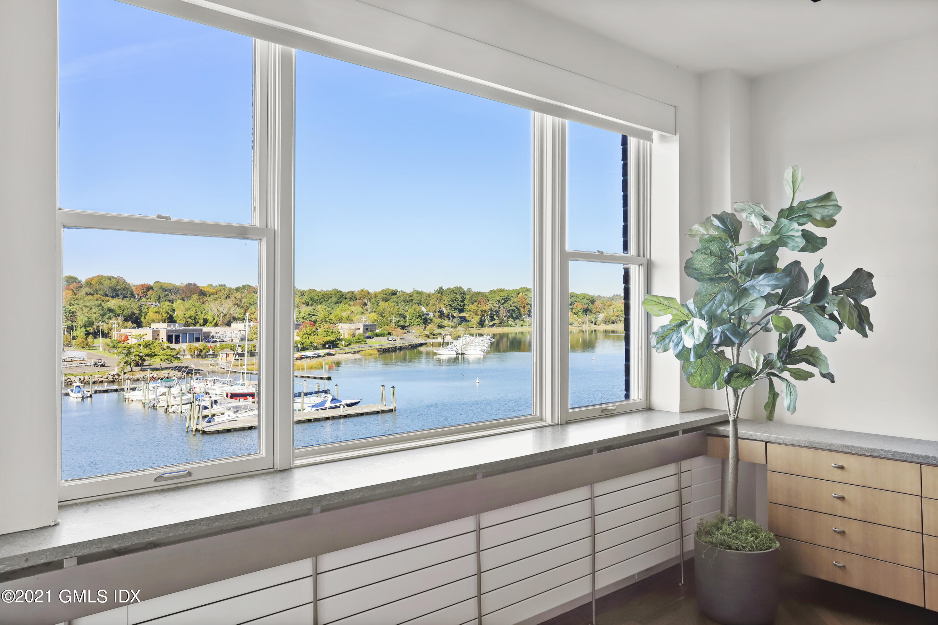 636 Steamboat Road, Unit 4A SOUTH Greenwich, CT 06830 - Photo 11 of 30