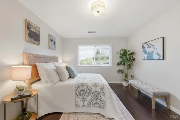 $515,000 | 74 Hector Lane, Novato, CA 94949