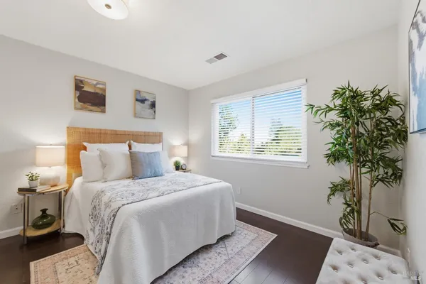 $515,000 | 74 Hector Lane, Novato, CA 94949