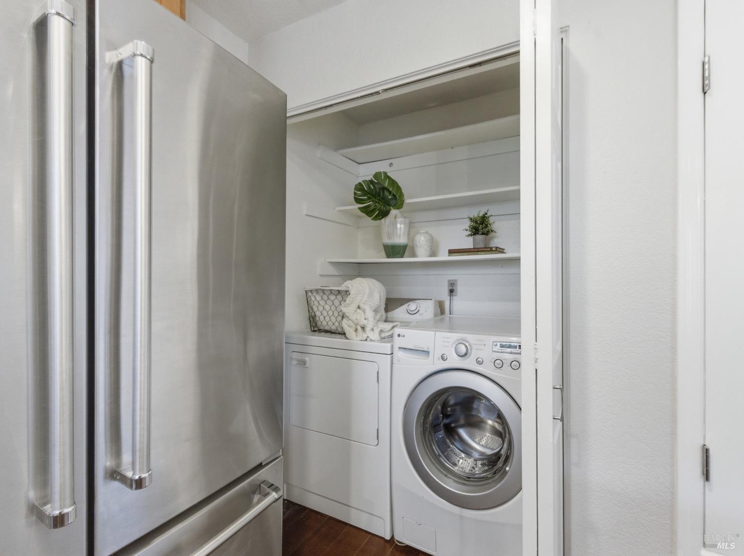 74 Hector Lane Novato, CA 94949 - Photo 29 of 32 a utility room with dryer and washer