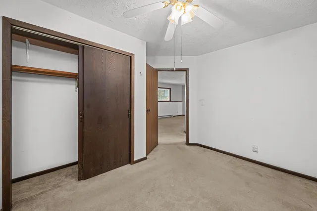 $550,000 | 4211 Highway 6, Coal Valley, IL 61240