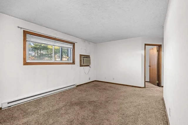 $550,000 | 4211 Highway 6, Coal Valley, IL 61240