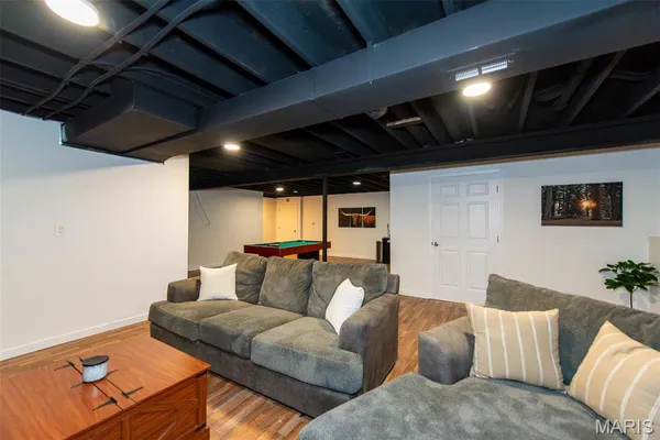 $295,000 | 1668 Missouri Avenue, Pacific, MO 63069