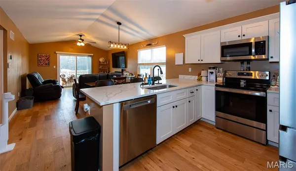 $295,000 | 1668 Missouri Avenue, Pacific, MO 63069
