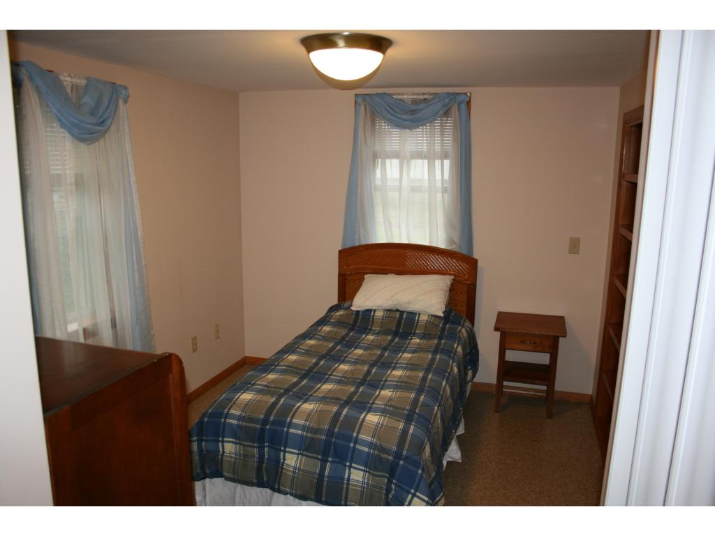 10 Oak Street Exeter, NH 03833 - Photo 8 of 14 Gallery Image 8