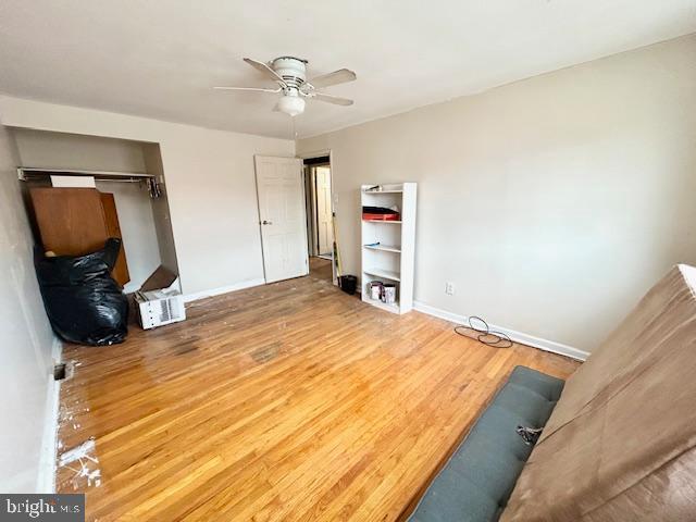 12405 Sweet Briar Road Philadelphia, PA 19154 - Photo 17 of 28 a bedroom with a bed and a mirror