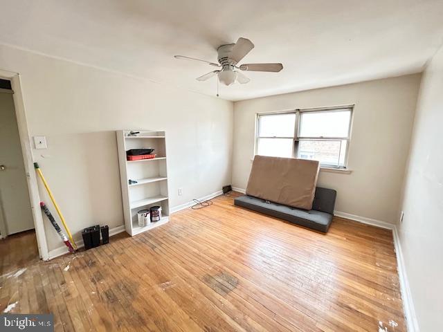 12405 Sweet Briar Road Philadelphia, PA 19154 - Photo 18 of 28 a bedroom with a bed and a window