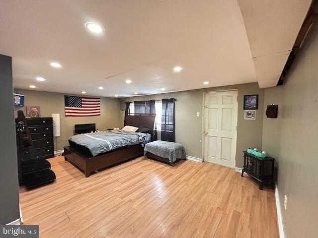 12405 Sweet Briar Road Philadelphia, PA 19154 - Photo 20 of 28 a bedroom with a bed and a couch