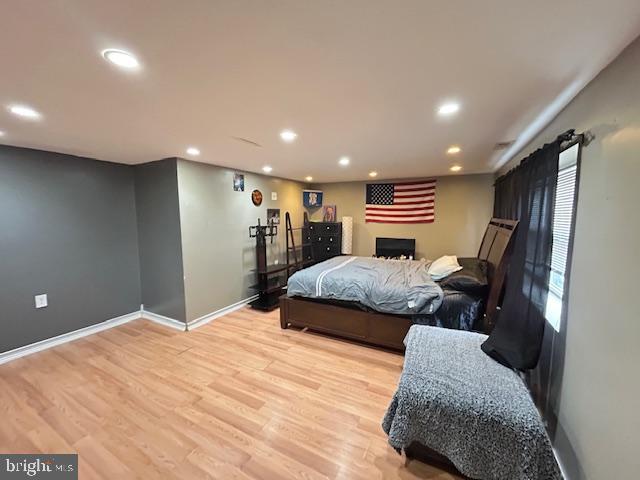 12405 Sweet Briar Road Philadelphia, PA 19154 - Photo 22 of 28 a bedroom with a bed and a couch
