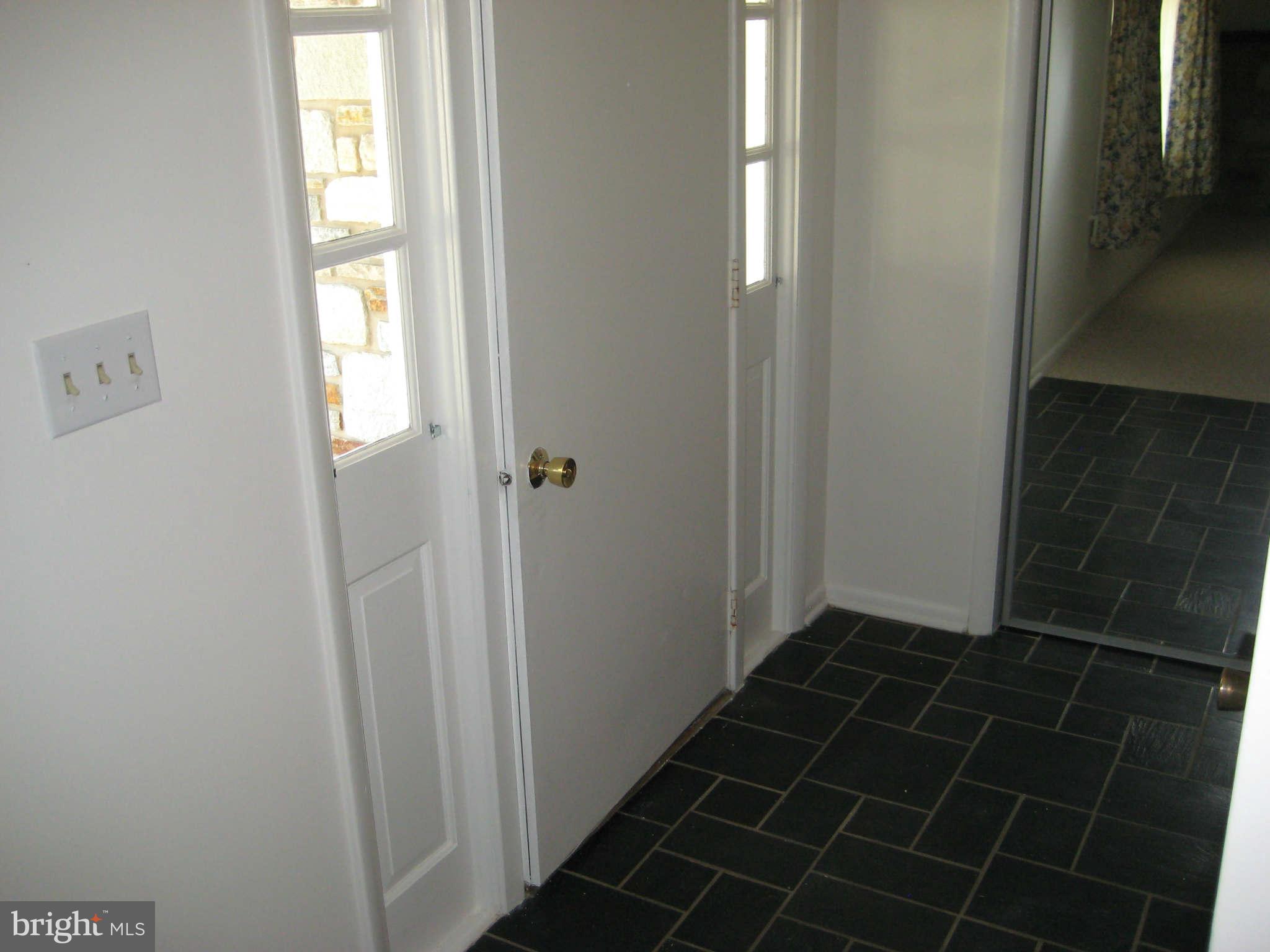 647 Washington Road, Unit 647 Westminster, MD 21157 - Photo 7 of 29 Interior (General)