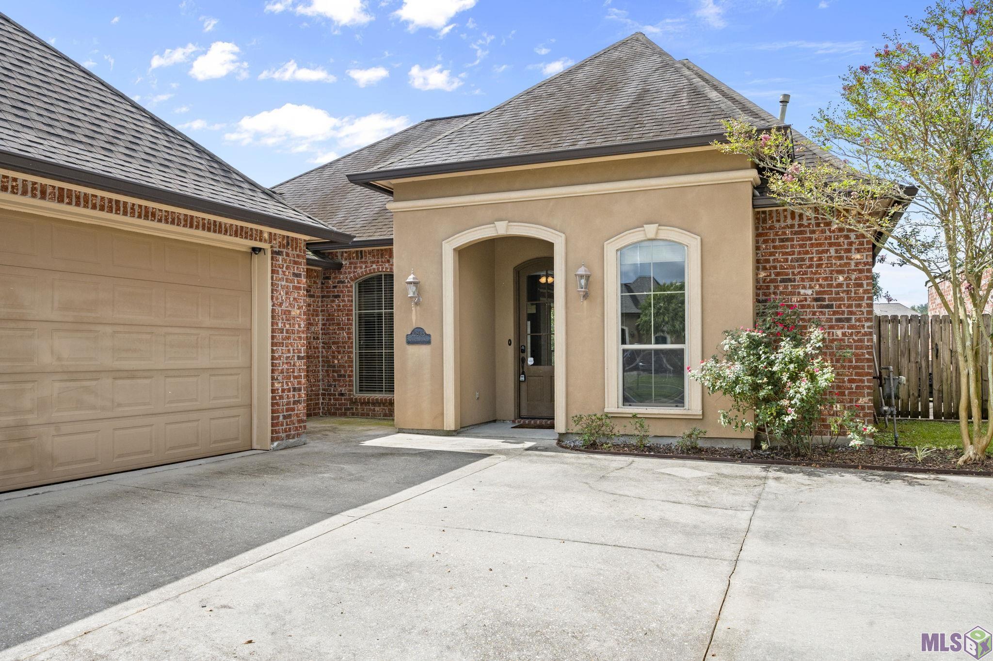10848 Springtree Avenue Baton Rouge, LA 70810 - Photo 1 of 20