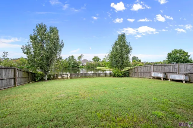 $335,000 | 10848 Springtree Avenue, Baton Rouge, LA 70810