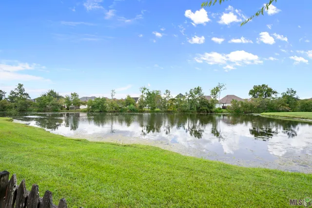 $335,000 | 10848 Springtree Avenue, Baton Rouge, LA 70810