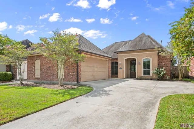$335,000 | 10848 Springtree Avenue, Baton Rouge, LA 70810