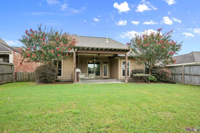 $335,000 | 10848 Springtree Avenue, Baton Rouge, LA 70810