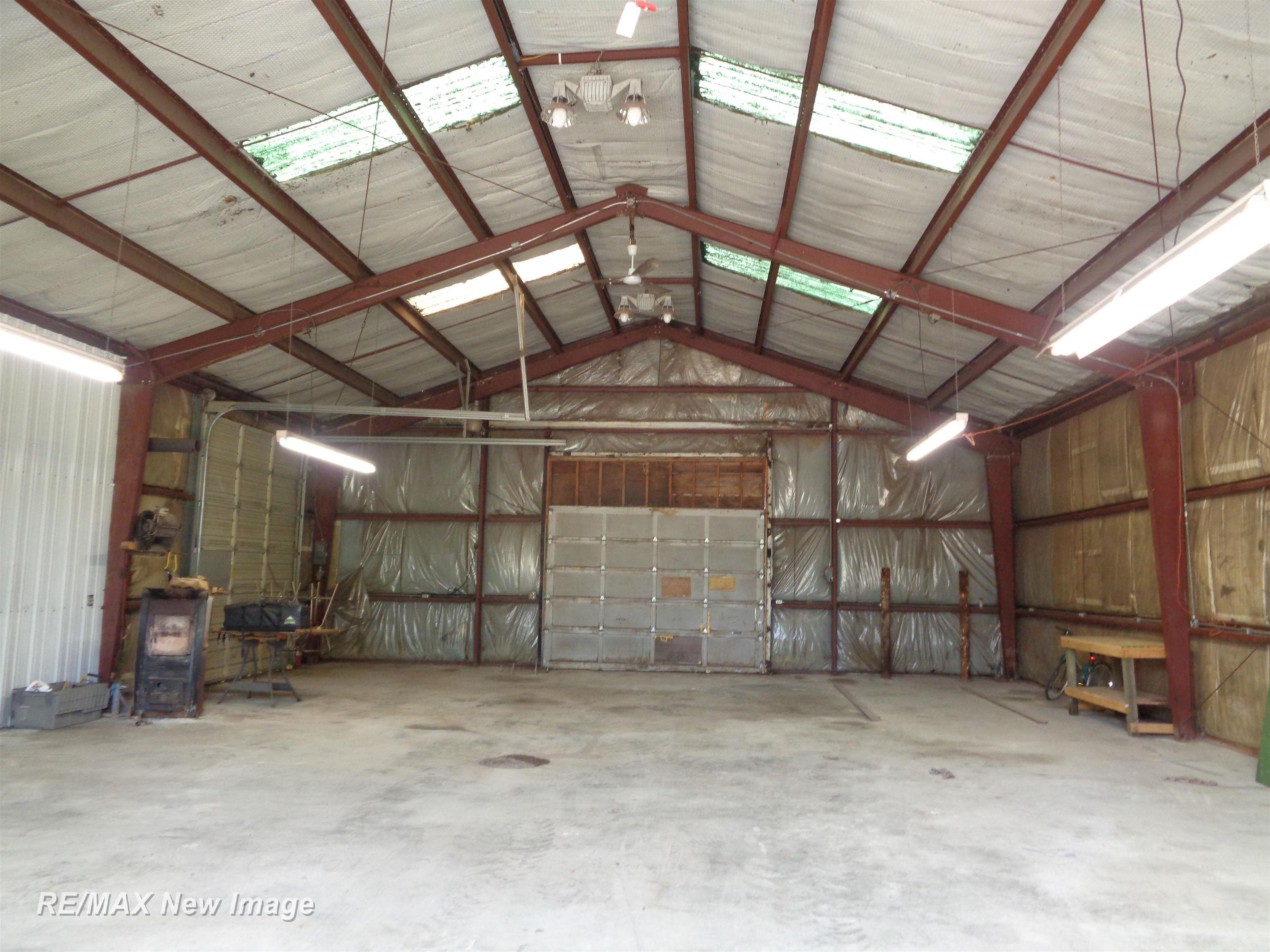 3980 East Road Saginaw, MI 48601 - Photo 41 of 44 50144522-85f035ec-caa2-46c5-abe9-0f30443e6e11.JPG