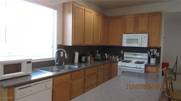 $449,500 | 4408 Pacific Crest Avenue, Las Vegas, NV 89115