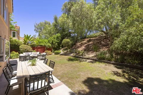$998,000 | 566 Innwood Road, Simi Valley, CA 93065