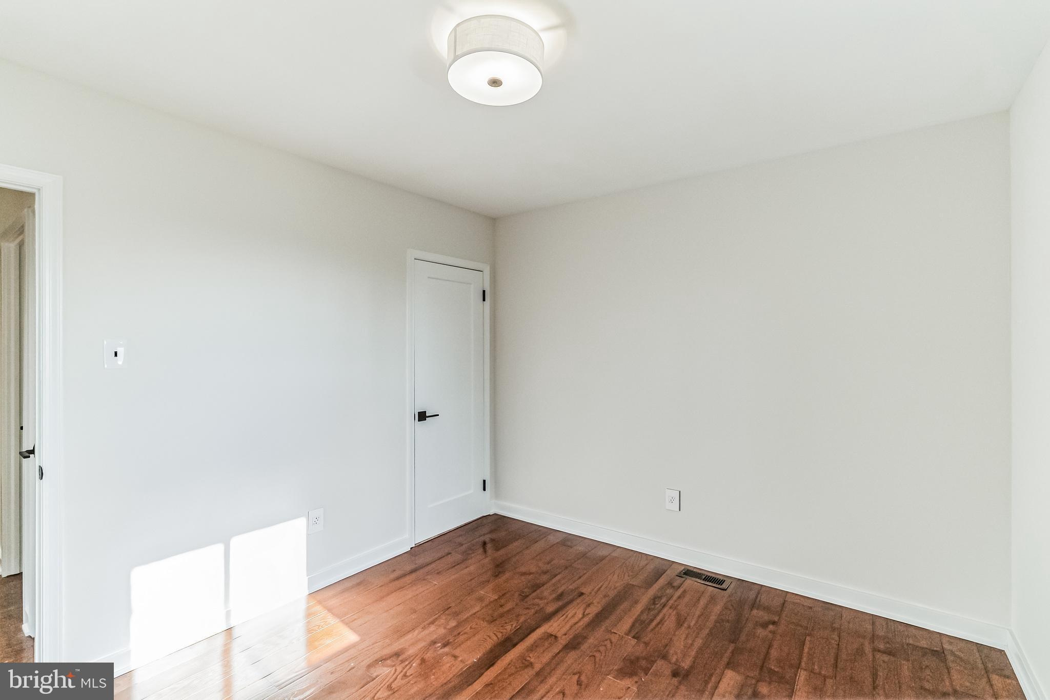 1555 Fitzwatertown Road Willow Grove, PA 19090 - Photo 19 of 35 Gallery Image 19
