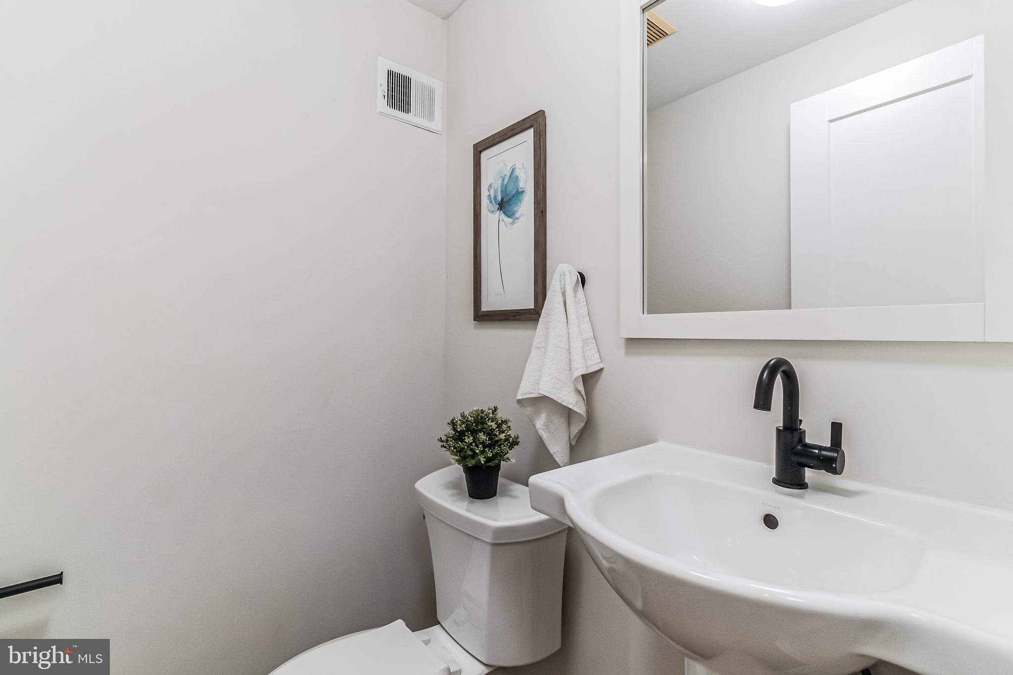 1555 Fitzwatertown Road Willow Grove, PA 19090 - Photo 27 of 35 Gallery Image 27