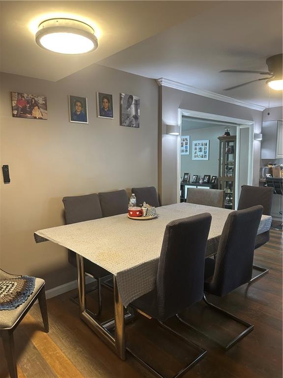 123 Spring Street Stockbridge, GA 30281 - Photo 36 of 47 a living room with furniture and a table