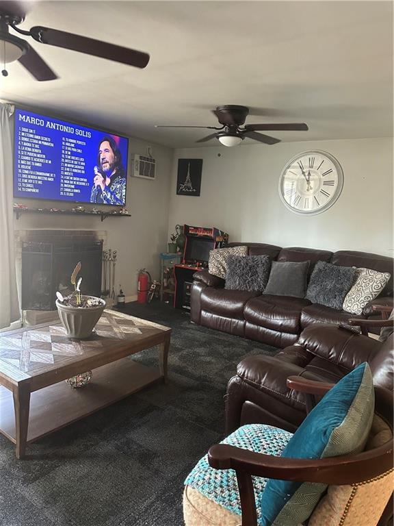 123 Spring Street Stockbridge, GA 30281 - Photo 42 of 47 a living room with furniture