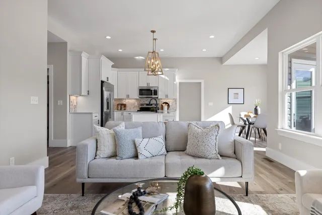 $359,900 | 2398 Old York Highway, Dunlap, TN 37327