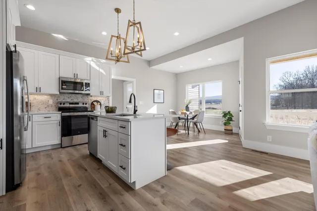 $359,900 | 2398 Old York Highway, Dunlap, TN 37327