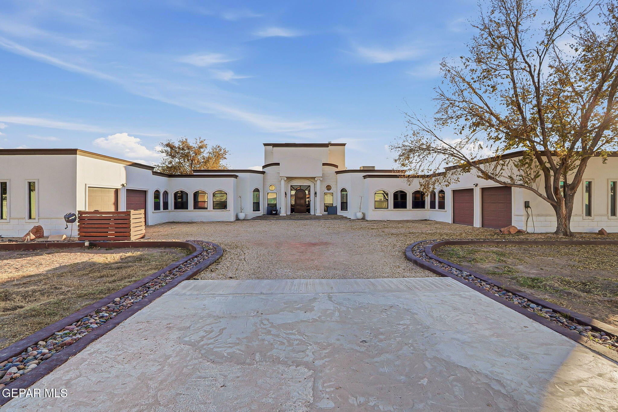 800 Smokey Ridge Court El Paso, TX 79932 - Photo 1 of 82 72-web-or-mls-IMG_6517_autoremove_112740