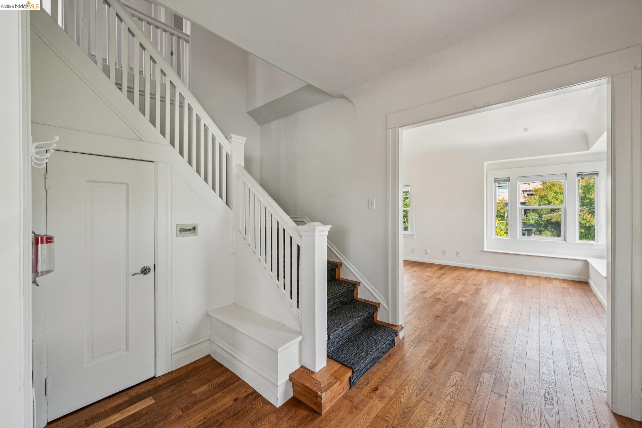 2140 Woolsey Street Berkeley, CA 94705 - Photo 4 of 40