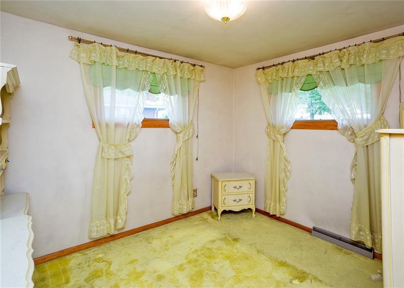 108 Warren Street Perryopolis, PA 15473 - Photo 14 of 20 3rd Bedroom