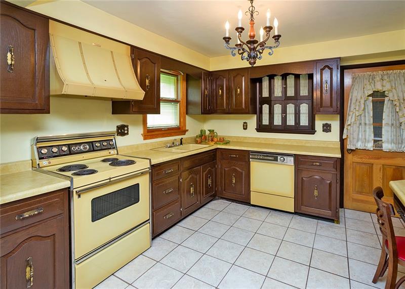 108 Warren Street Perryopolis, PA 15473 - Photo 8 of 20 Kitchen Area