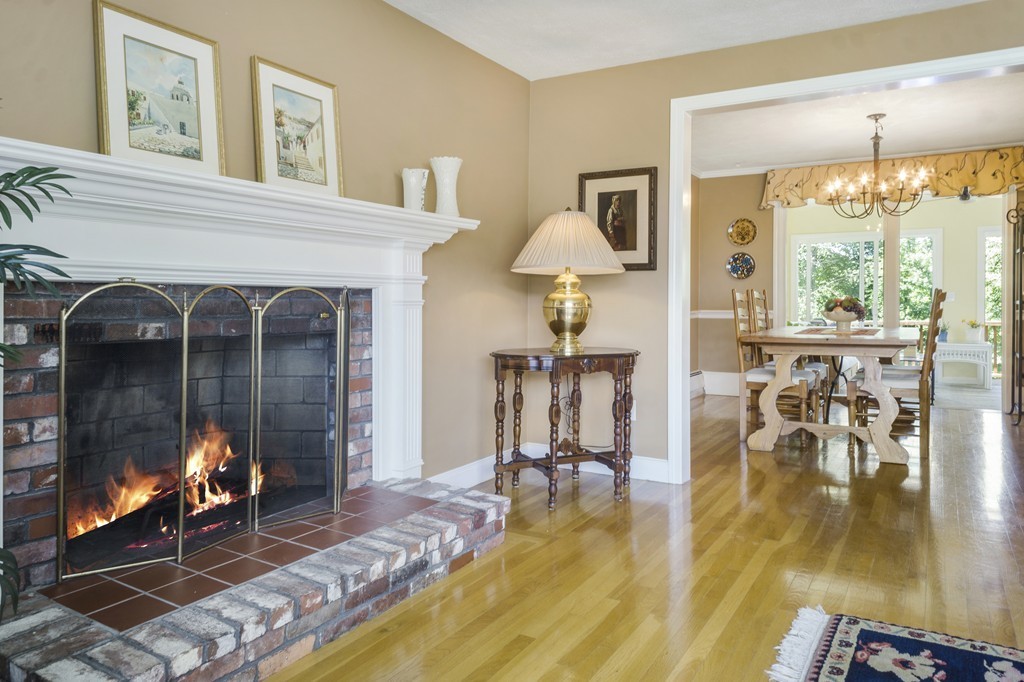 22 Fox Hill Road Framingham, MA 01701 - Photo 7 of 30 Gallery Image 7