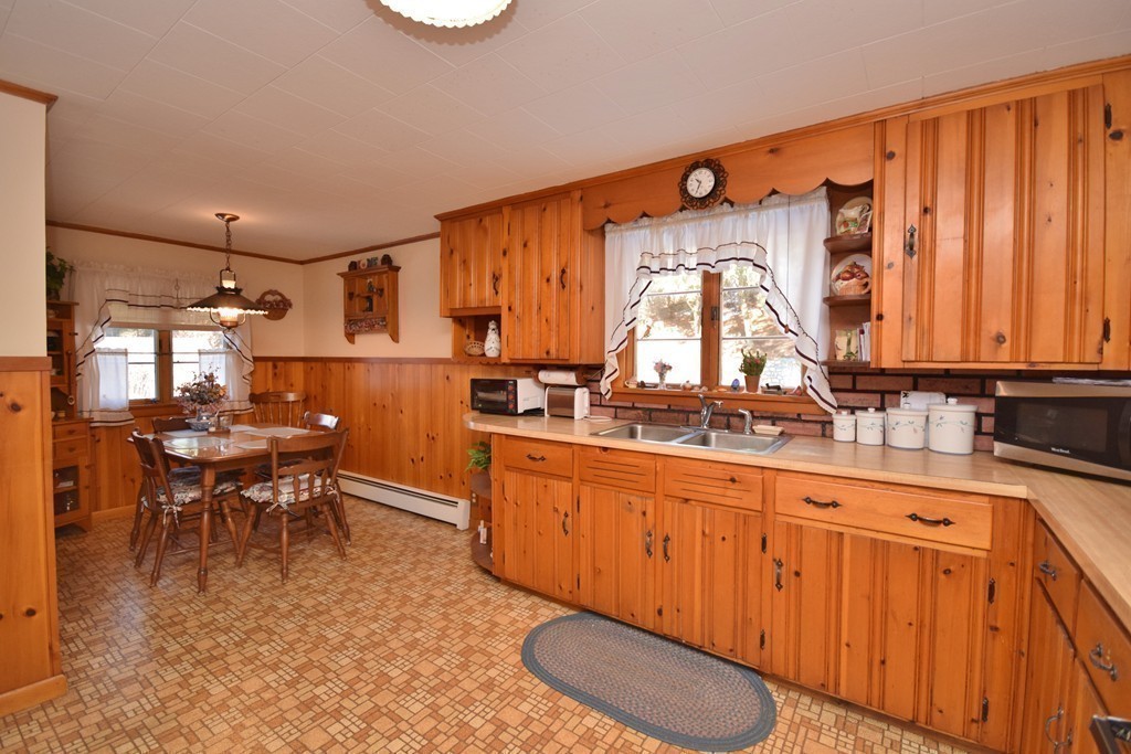 14 Brimfield Road Monson, MA 01057 - Photo 5 of 28