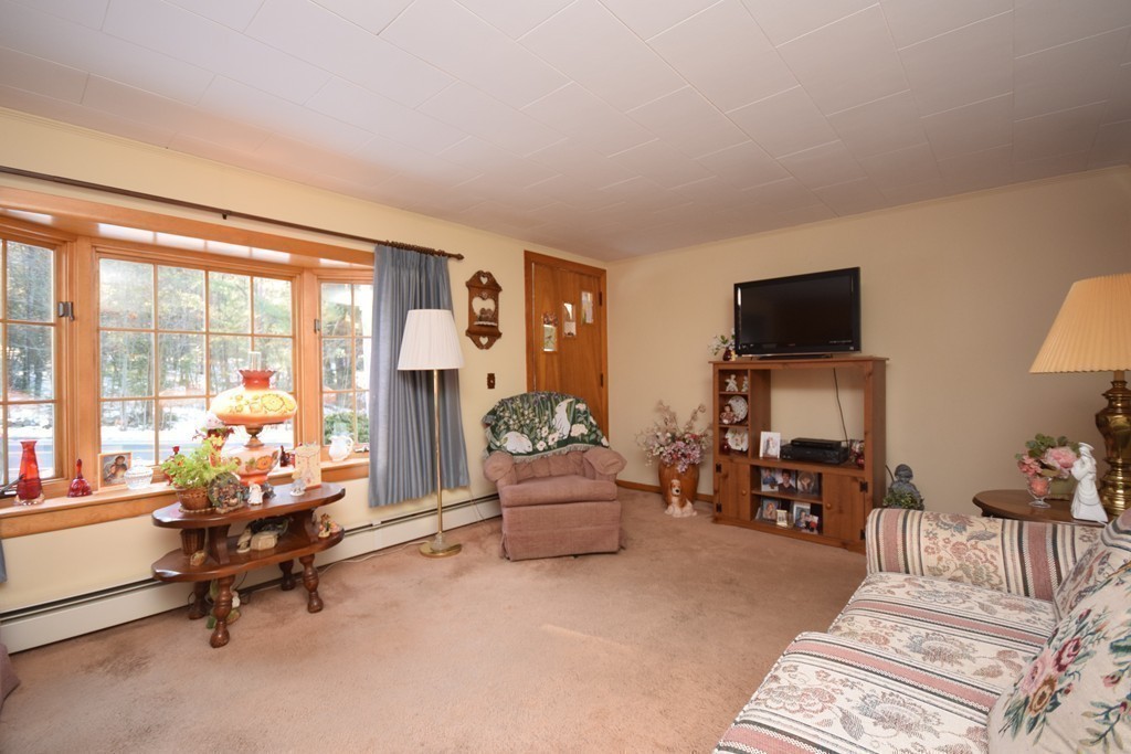 14 Brimfield Road Monson, MA 01057 - Photo 9 of 28