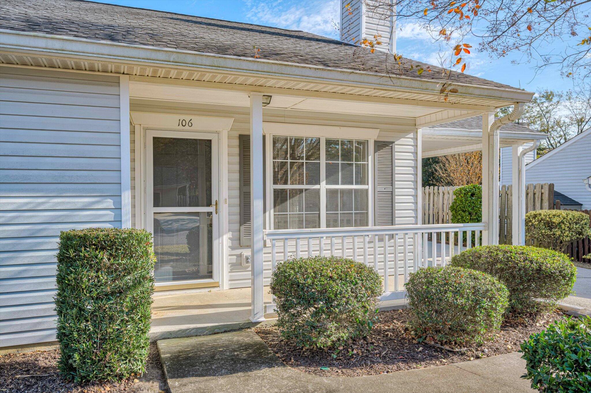 106 Rutherford Place Aiken, SC 29803 - Photo 3 of 36