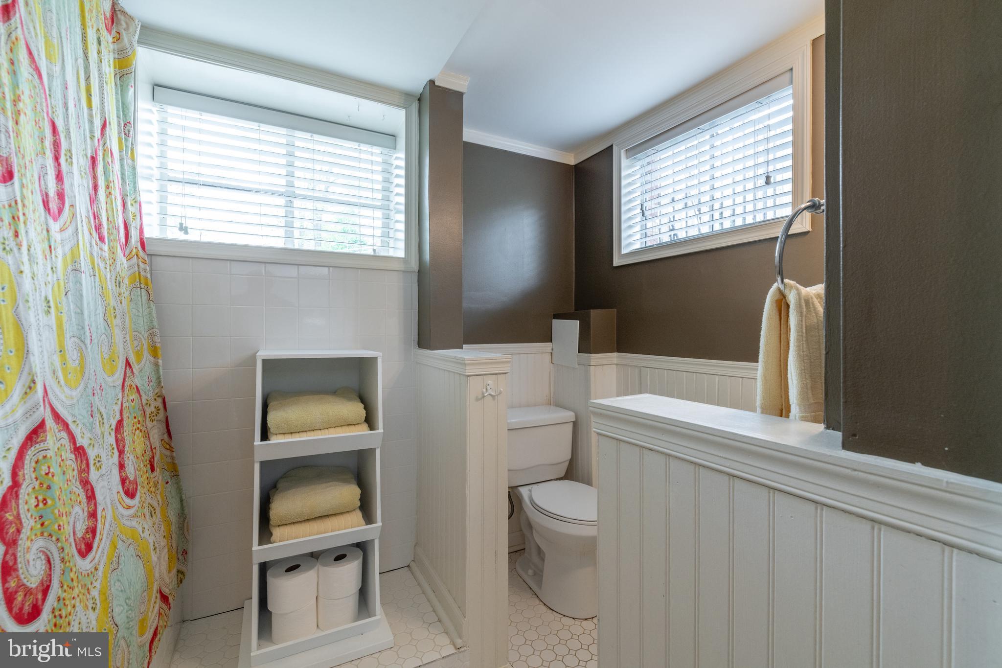 8127 Bainbridge Road Alexandria, VA 22308 - Photo 20 of 37 Full Bath