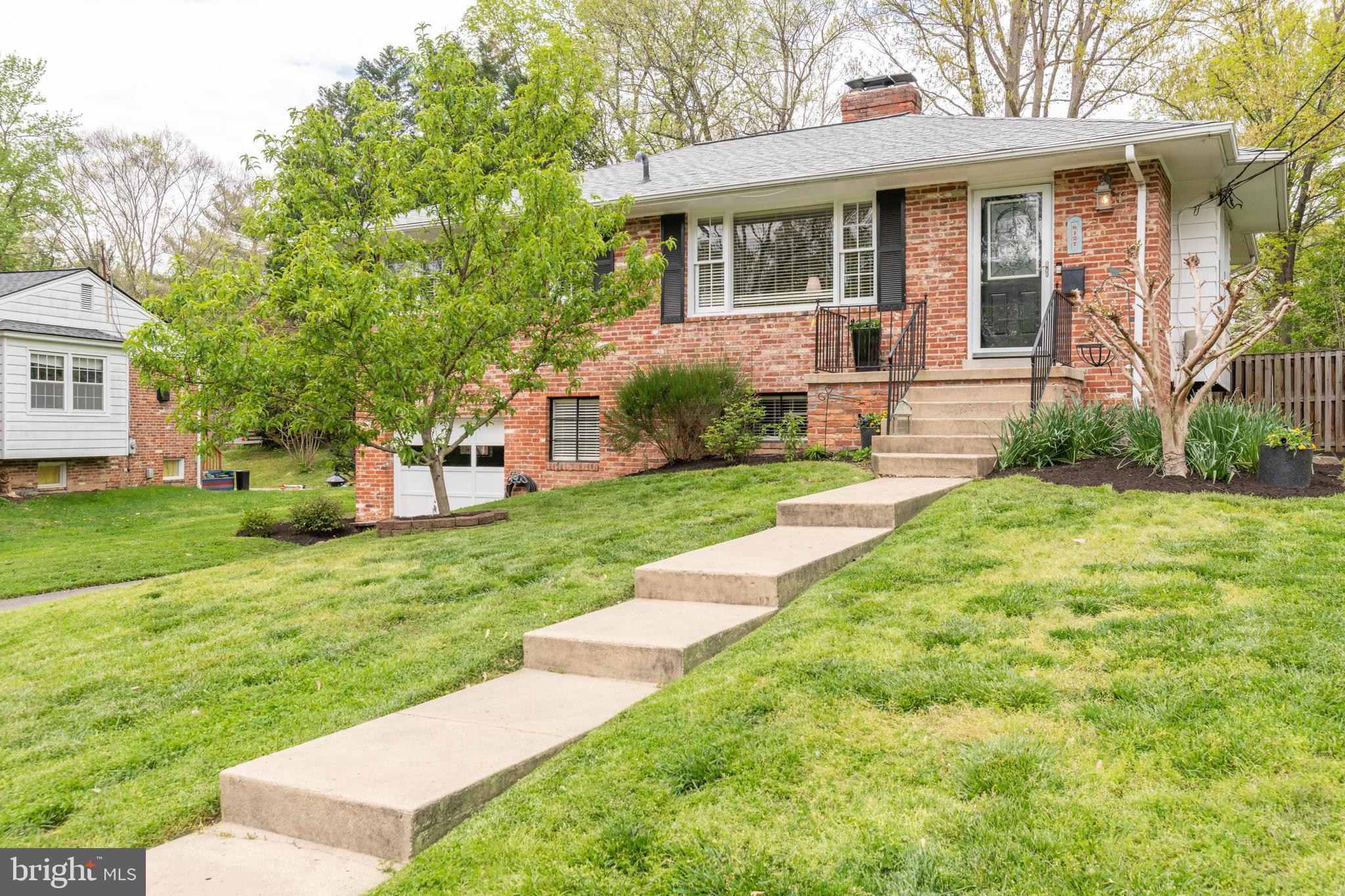 8127 Bainbridge Road Alexandria, VA 22308 - Photo 35 of 37 Exterior Fron