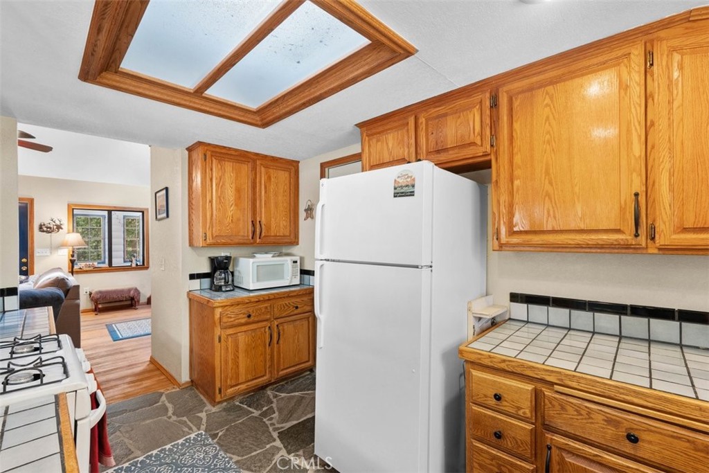1143 Robin Road Wrightwood, CA 92397 - Photo 14 of 36