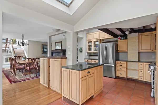 $1,675,000 | 30 South River Street, Wellesley, MA 02482