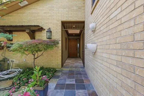$795,000 | 16702 Village Lane, Dallas, TX 75248