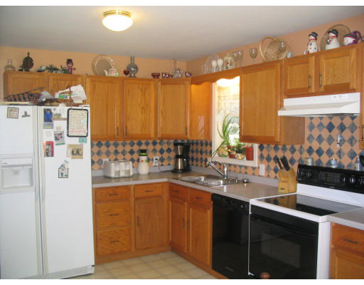 134 Ragged Hill Road Hubbardston, MA 01452 - Photo 7 of 9 Gallery Image 7