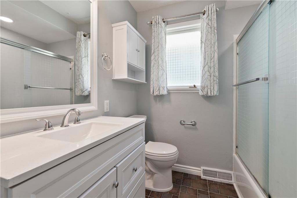 545 Manifold Road Washington, PA 15301 - Photo 15 of 34