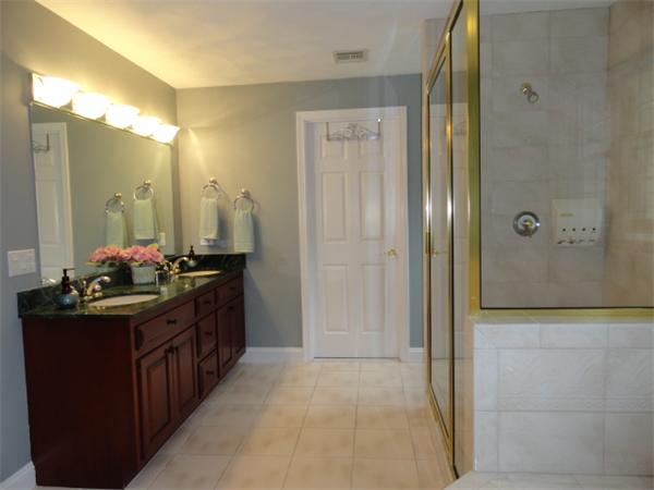 6 Snow Hill Lane Medfield, MA 02052 - Photo 14 of 27