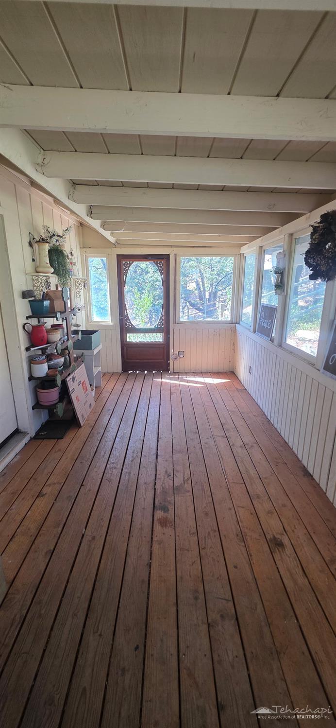 29380 Surrey Way Tehachapi, CA 93561 - Photo 19 of 57 Gallery Image 19