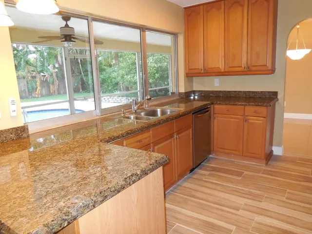 $3,500 | 1681 Wyndcliff Drive, Wellington, FL 33414