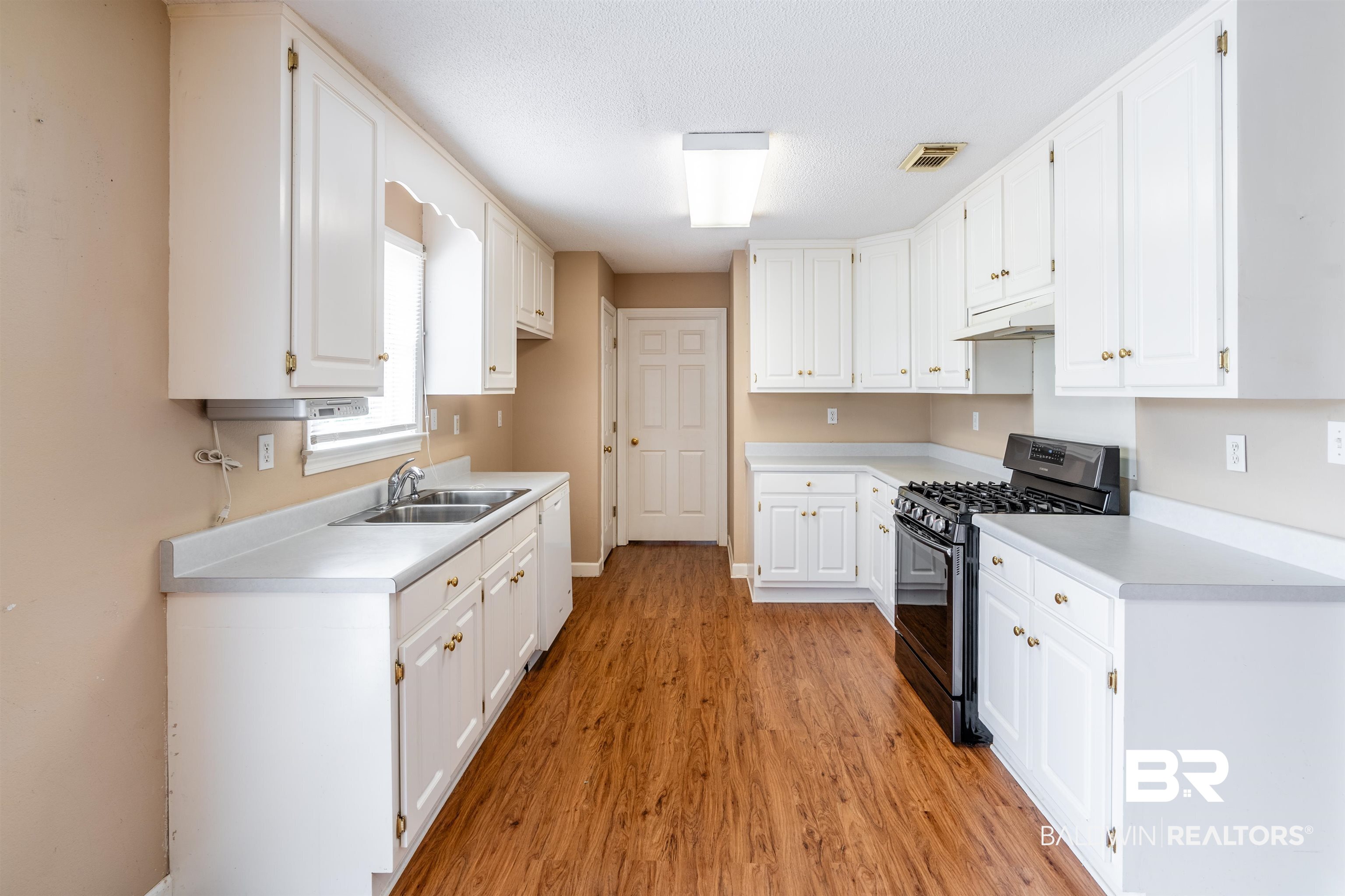 11425 Wheatcroft Road South Grand Bay, AL 36541 - Photo 27 of 41