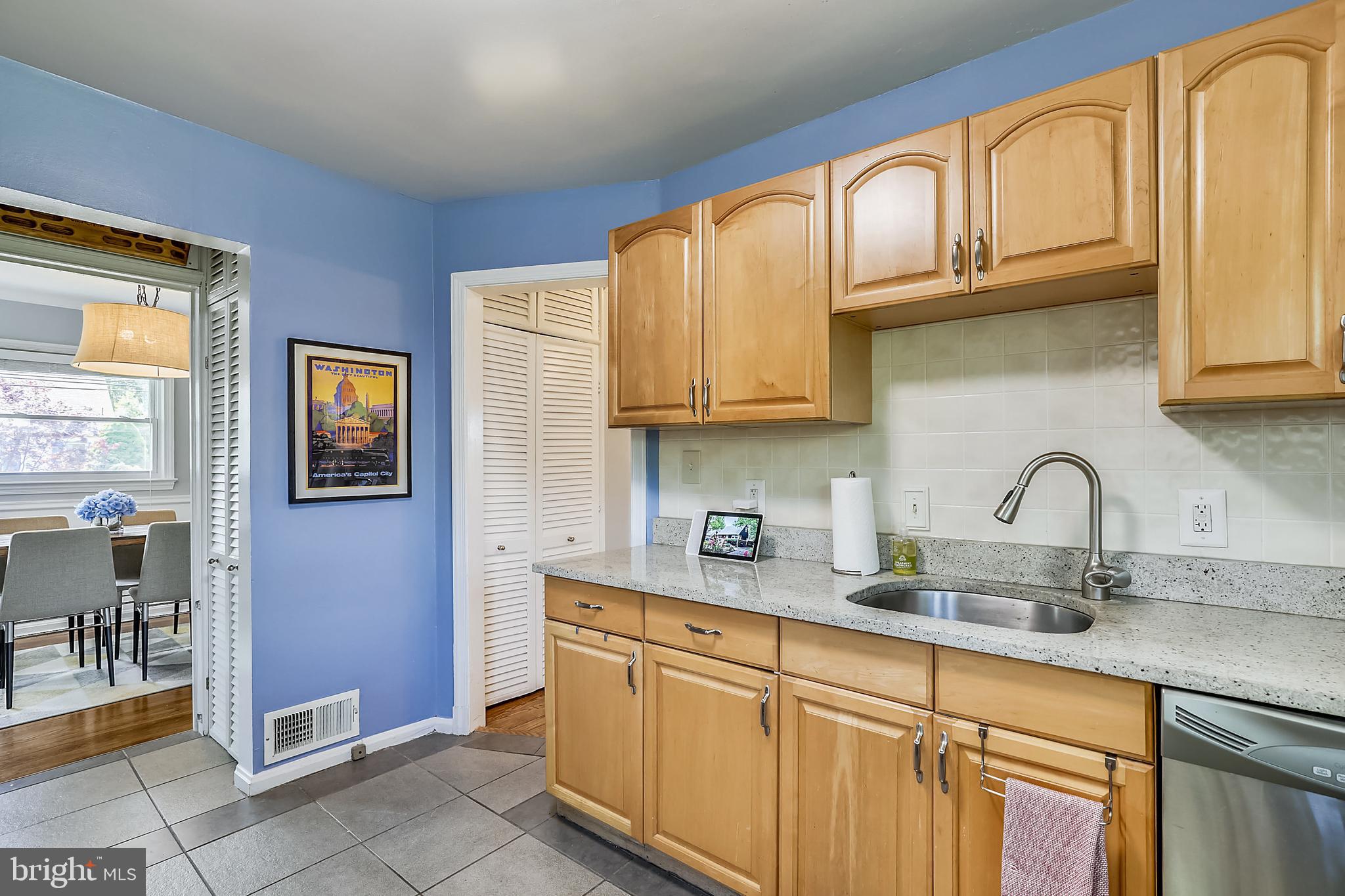 10207 Procter Street Silver Spring, MD 20901 - Photo 17 of 37