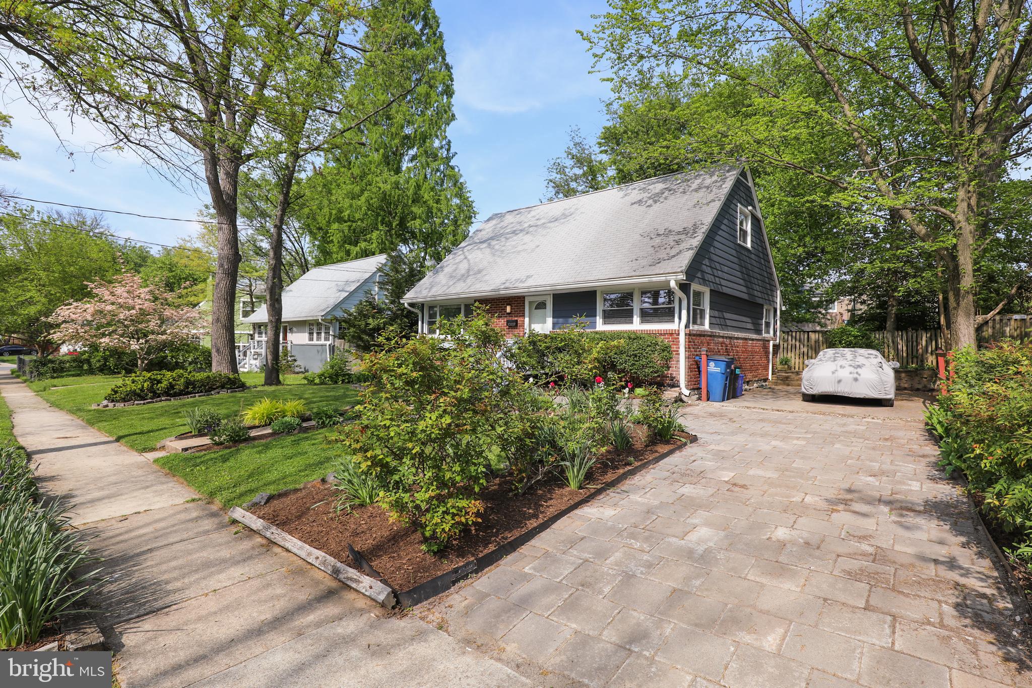 10207 Procter Street Silver Spring, MD 20901 - Photo 4 of 37